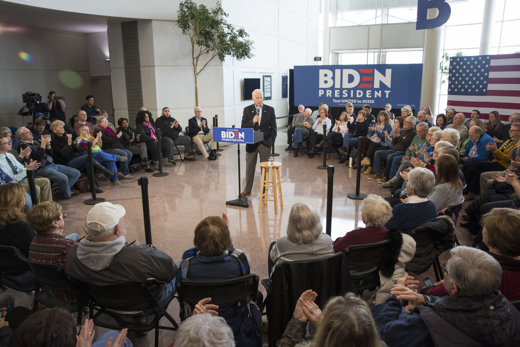 012720kw-biden-03